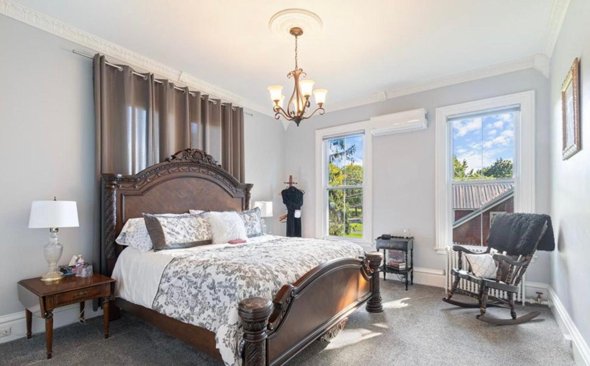 Tillinghast Manor Bed & Brunch Ovid Esterno foto
